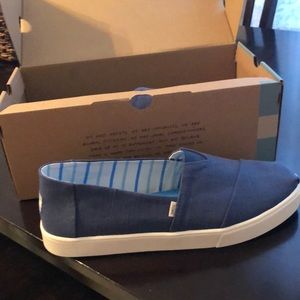 Men’s Toms Canvas Slip-on, Brand New, Never Worn